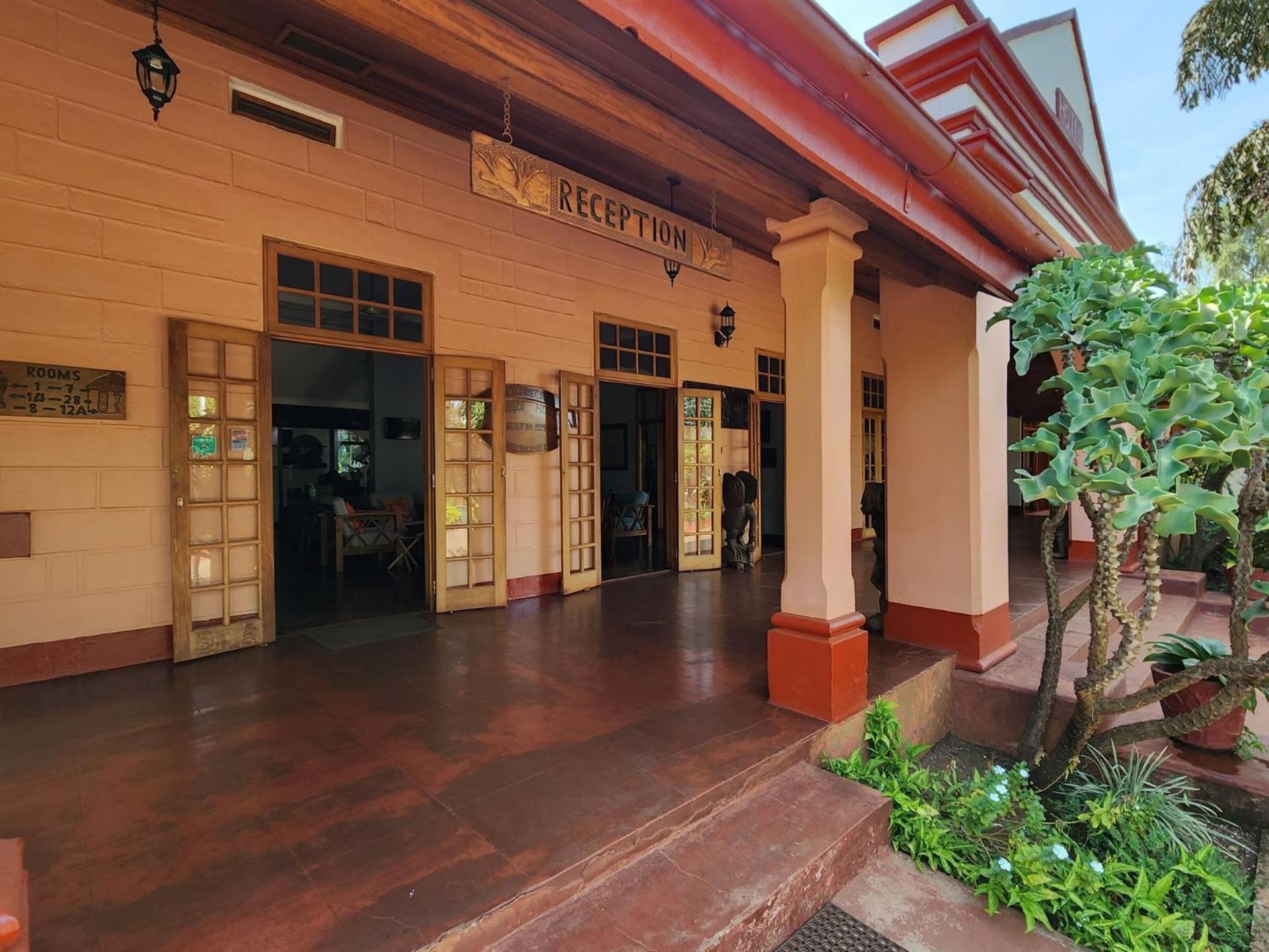 Masindi Hotel 外观 照片