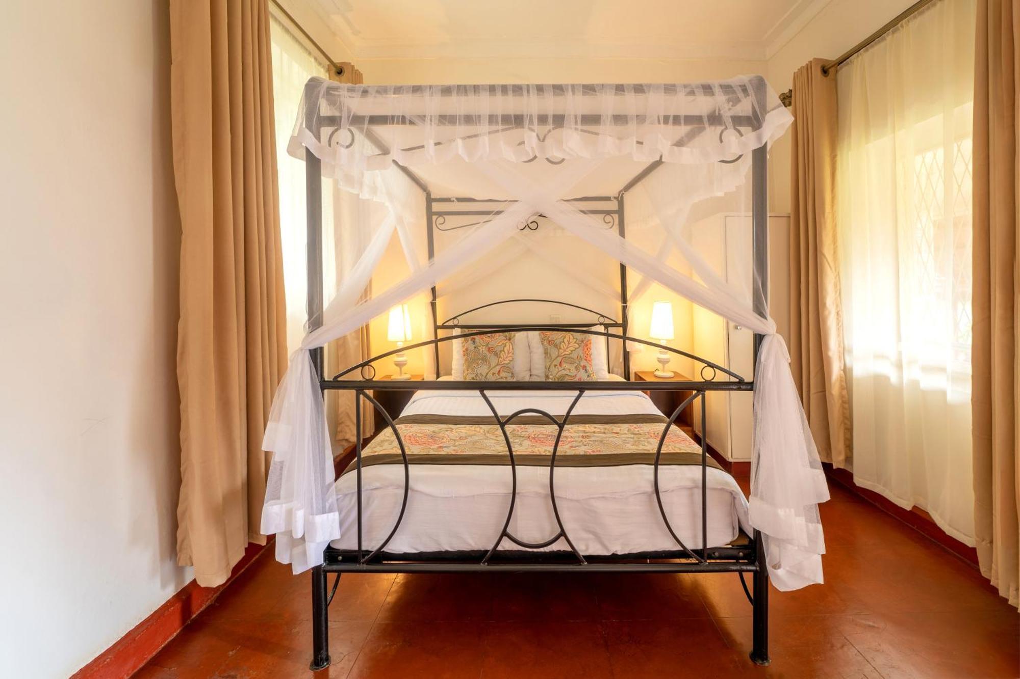 Masindi Hotel 外观 照片