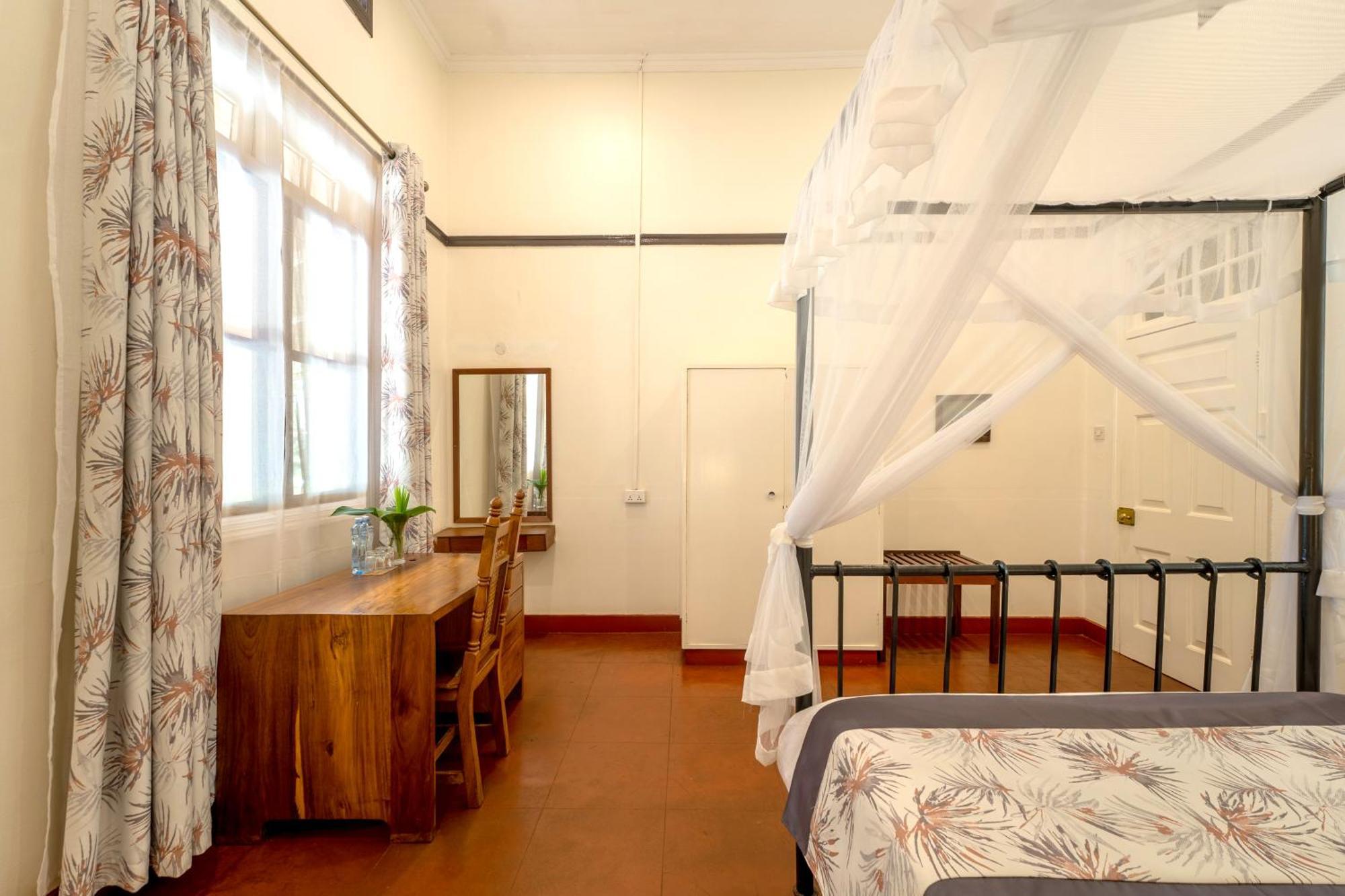Masindi Hotel 外观 照片